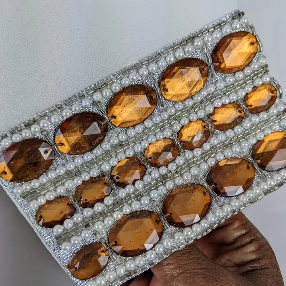 NWOT, BEAUTIFUL EMBELLISHED KAFTAN SIZE XL. - Picture 6 of 11